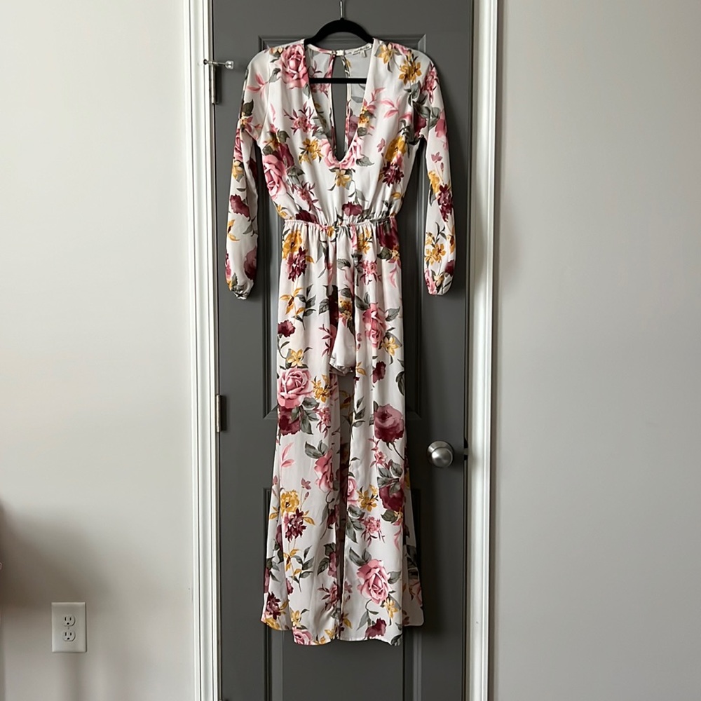 XS Charlotte Russe floral romper